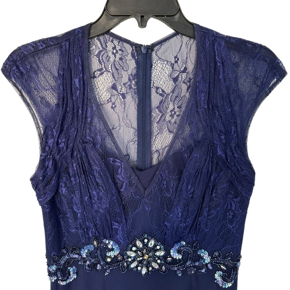 LAURA PETITE ROYAL BLUE V-NECK RHINESTONE DETAIL PROM FORMAL EVENING GOWN SIZE 4 - Picture 9 of 16
